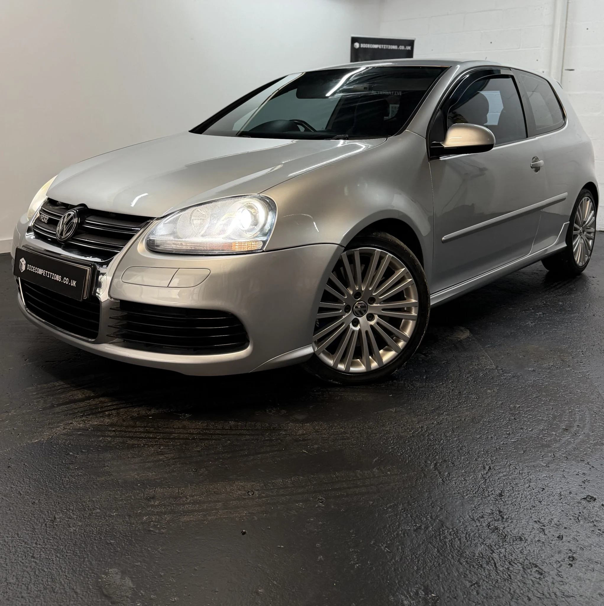 VW GOLF R32 - Image 5