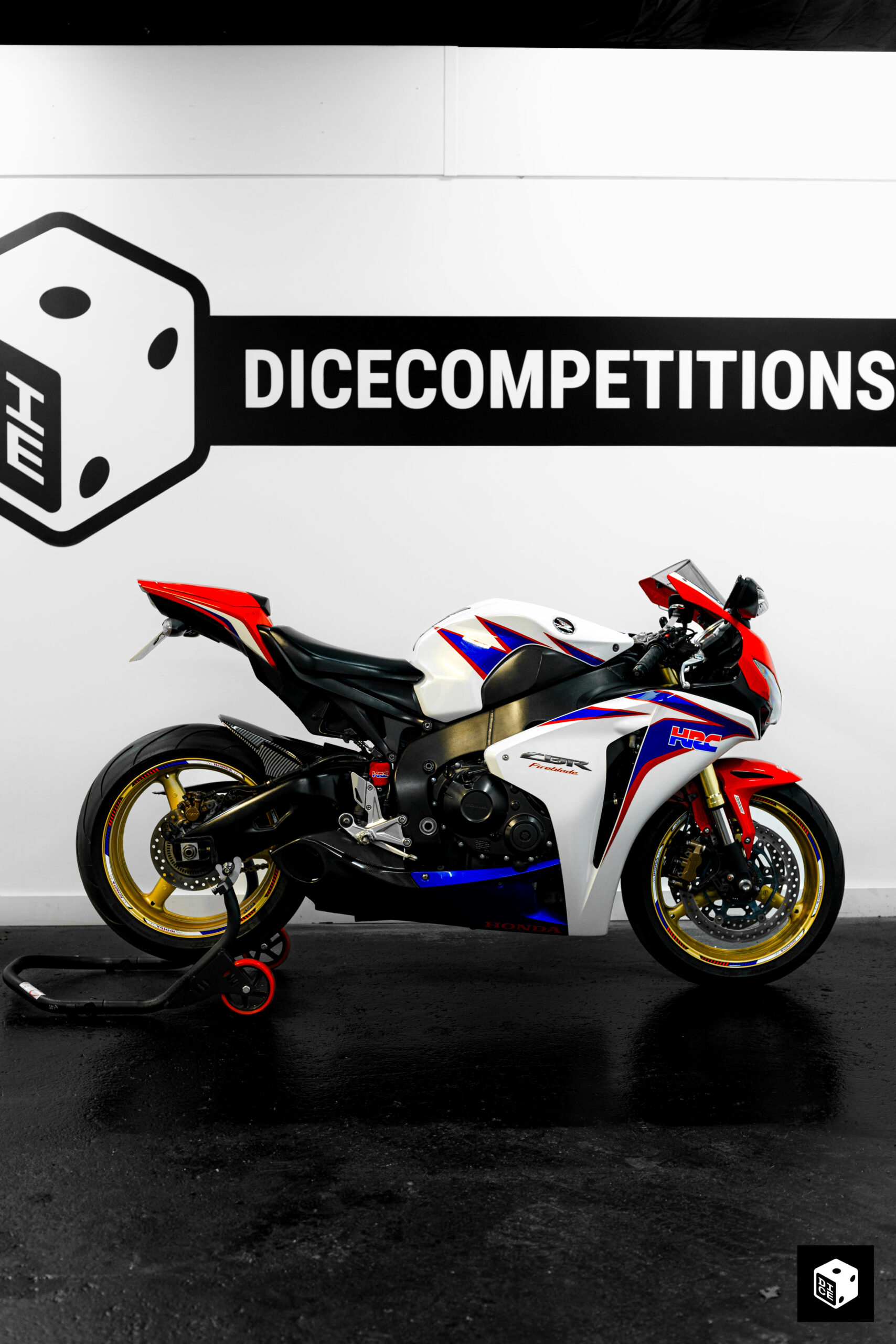 1000cc Honda CBR Fireblade HRC Edition - Image 4