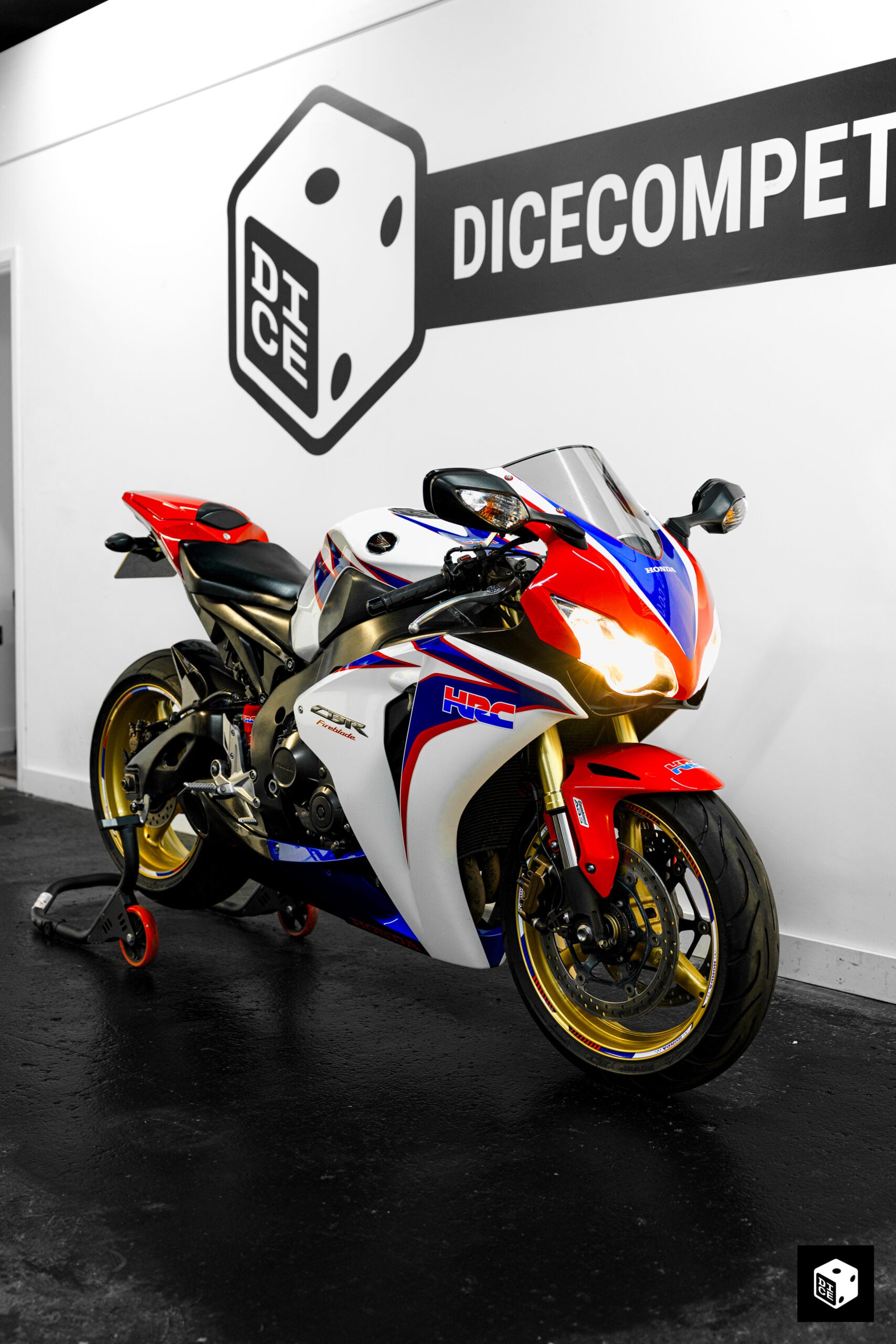 1000cc Honda CBR Fireblade HRC Edition - Image 6