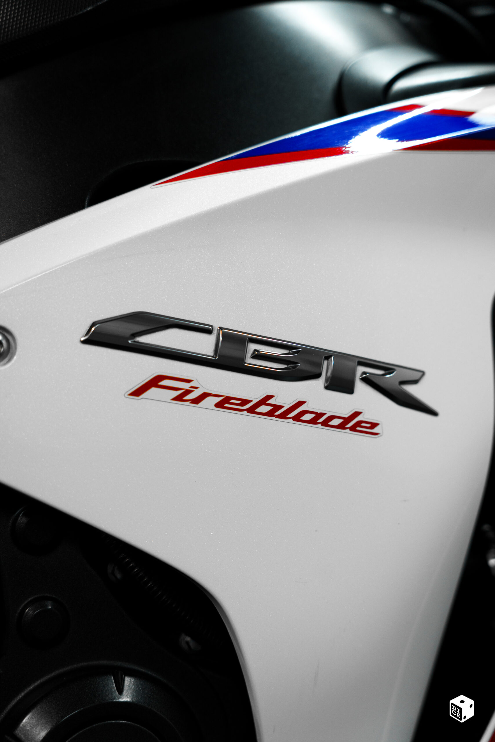 1000cc Honda CBR Fireblade HRC Edition - Image 12