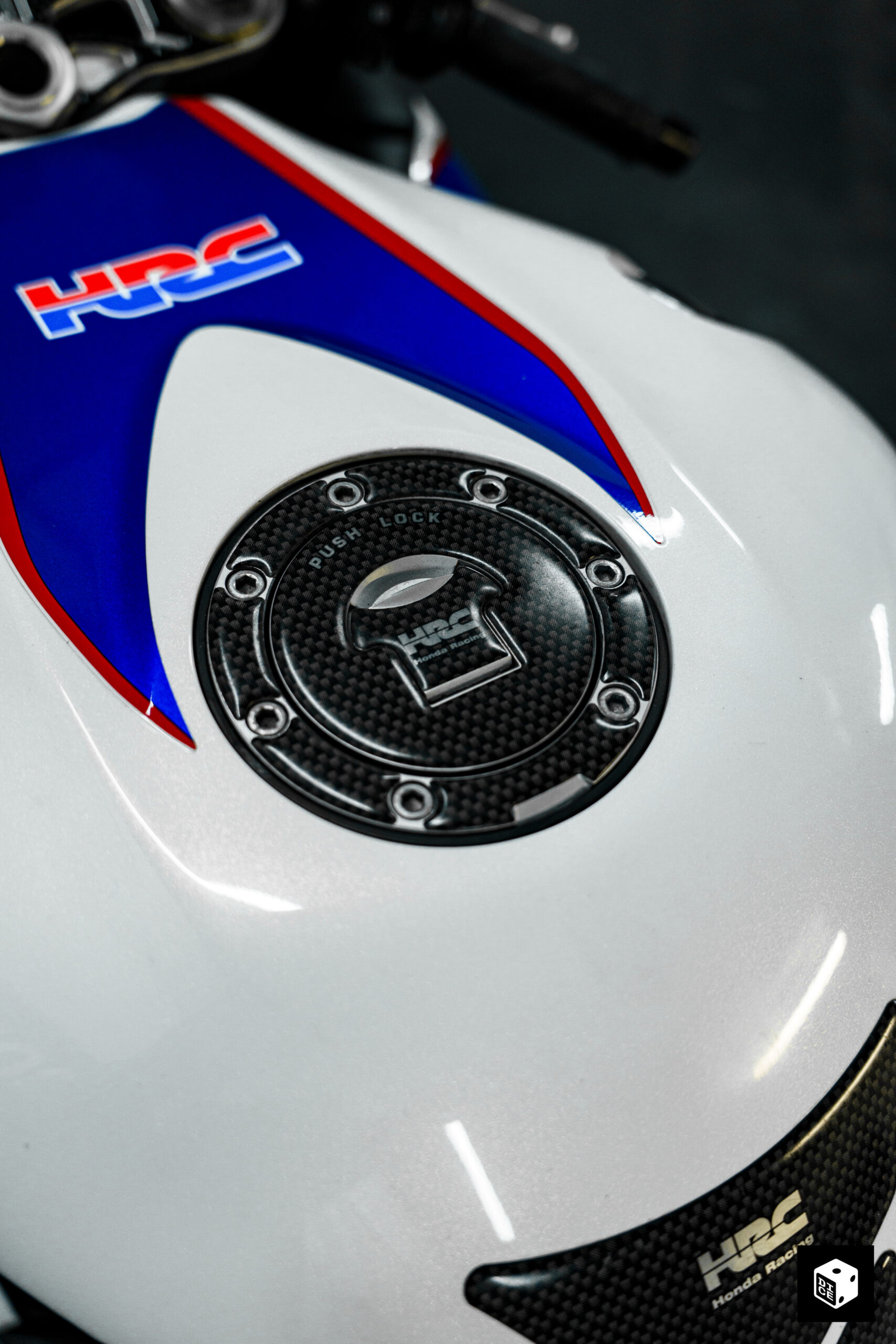 1000cc Honda CBR Fireblade HRC Edition - Image 13