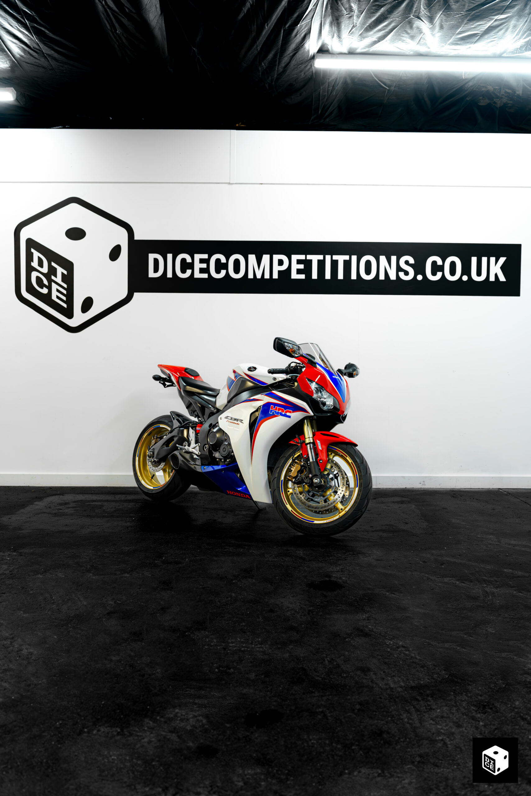 1000cc Honda CBR Fireblade HRC Edition - Image 3