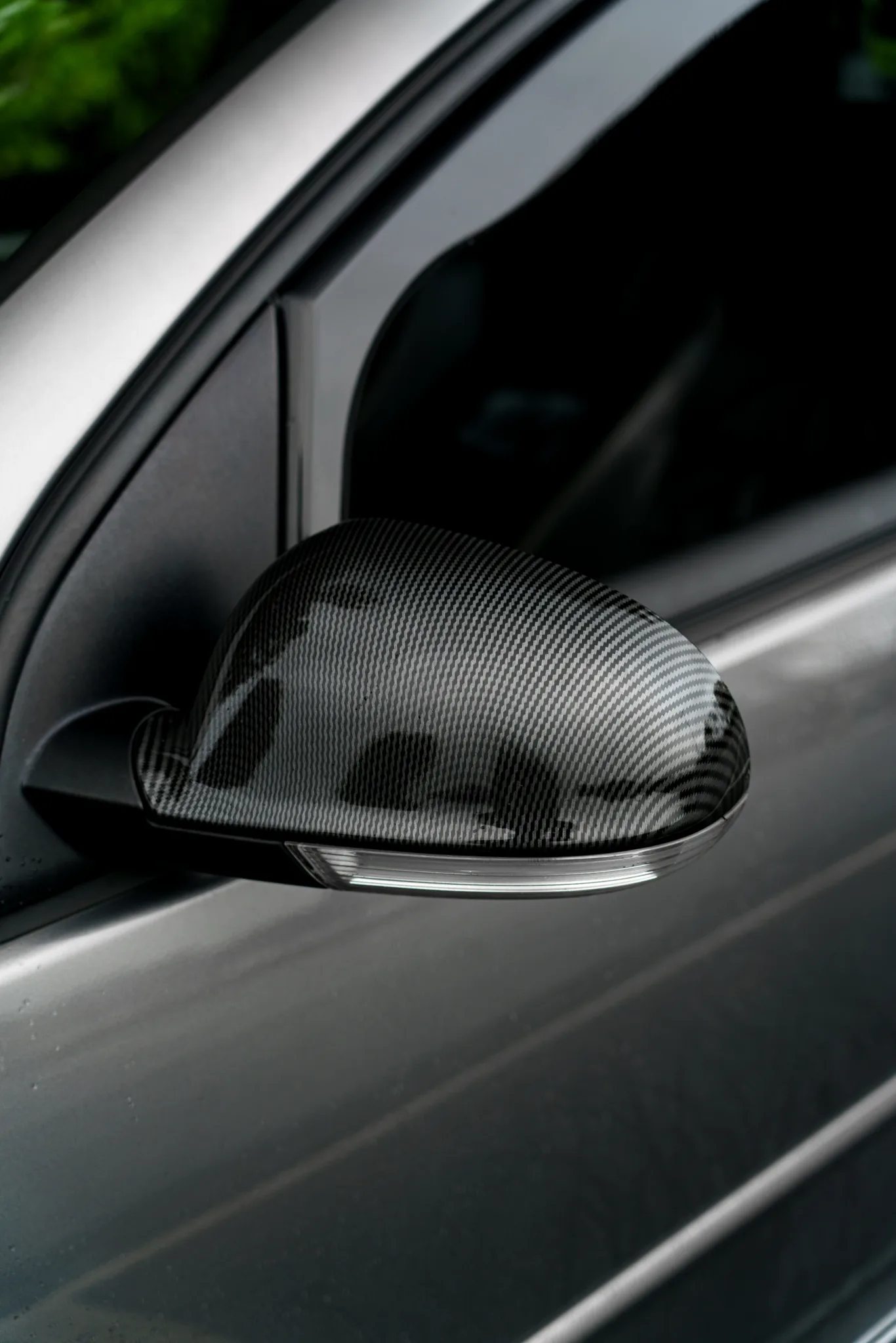 WIN THIS 3.2L VW GOLF R32 DSG - Image 7